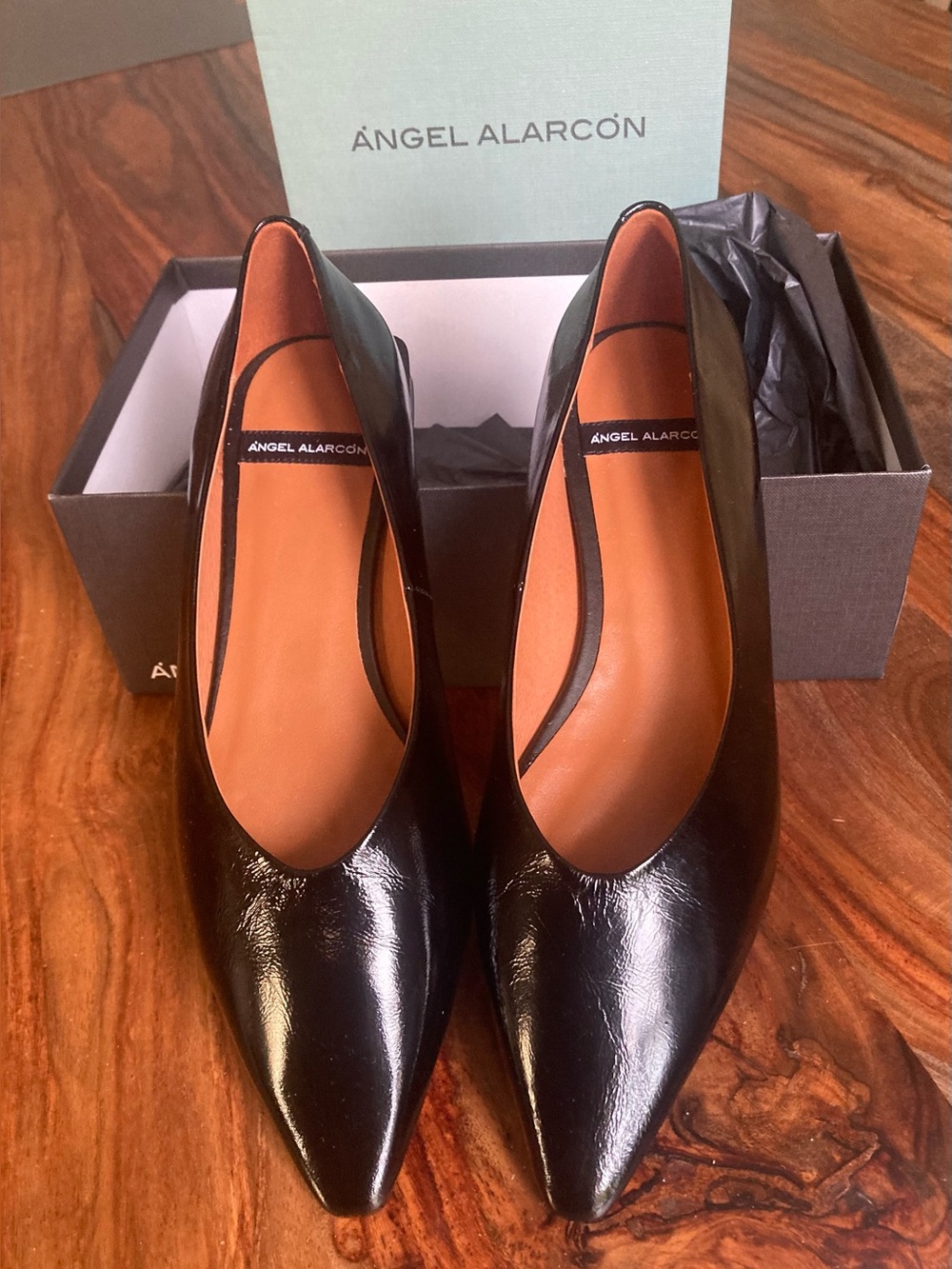 Angel Alarcan NAYU black patent shoes